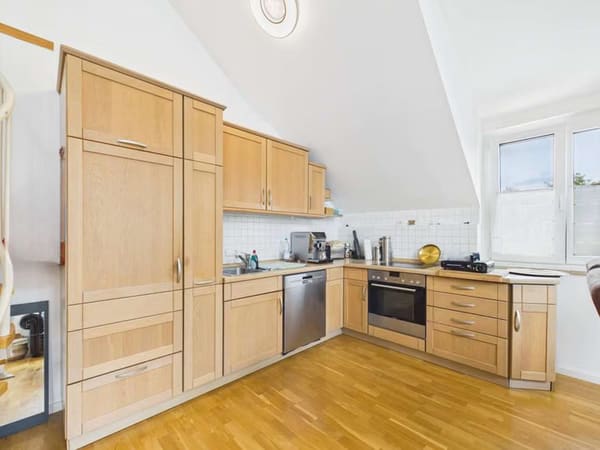 Immobilie in Aschheim - Exzellent aufgeteilte Galeriewohnung mit beeindruckender Raumhöhe und einzigartigem Loftcharakter - Bild 3