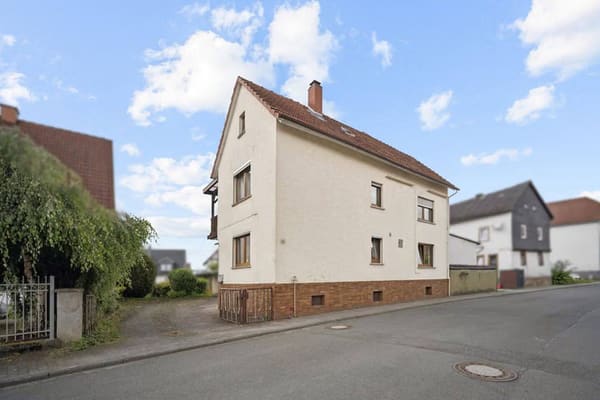 Immobilie in Aßlar - Gemütliches Einfamilienhaus mit Garten in Aßlar-Werdorf - Bild 0