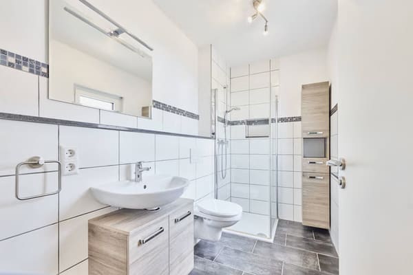 Immobilie in Scherstetten - Ein Zuhause zum Ankommen:  Energieeffizientes Einfamilienhaus in ruhiger Lage - Bild 3