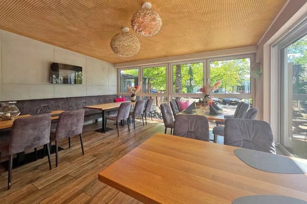 Immobilie in Manderscheid - Attraktiver Restaurantbetrieb mit zwei Ferienwohnungen in bester Lage - Bild 2