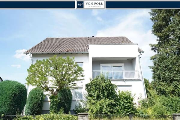 Immobilie in Bad Nauheim - Charmantes Zweifamilienhaus mit großem Garten in attraktiver Wohnlage - Bild 0