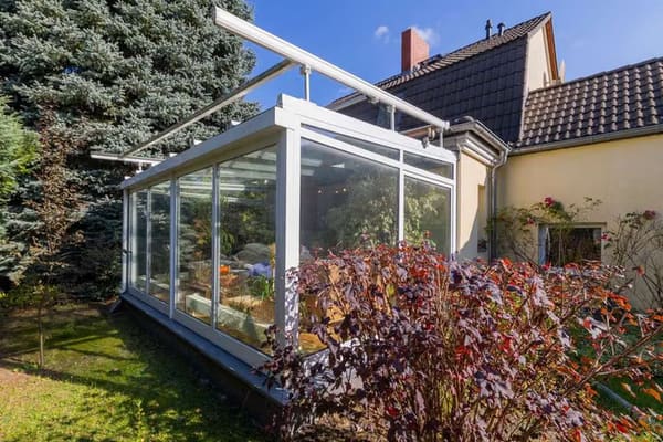 Immobilie in Fredersdorf-Vogelsdorf - Mit Keller, Wintergarten, Garage, Nebengebäude usw.: Hübsches Einfamilienhaus in Fredersdorf - Bild 3
