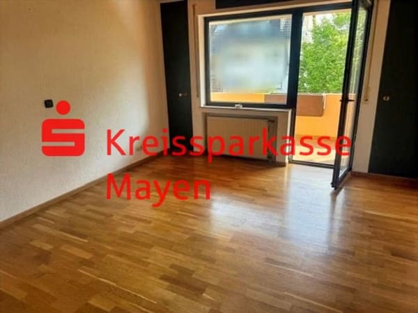Immobilie in Kaltenengers - Großzügige Eigentumswohnung mit Loggia und Garage - Bild 0