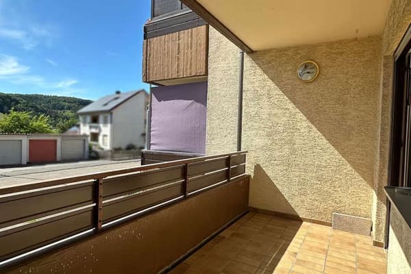 Immobilie in Bad Mergentheim - Sofort verfügbare 3-Zimmer-Eigentumswohnung mit Balkon und Stellplatz - Bild 2