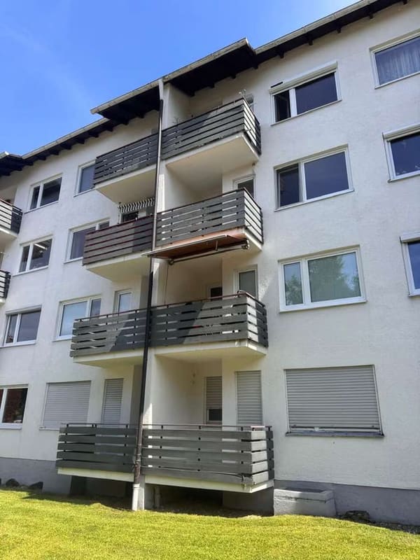 Immobilie in Bad Heilbrunn - Alleinauftrag - Appartement mit Balkon Hochparterre - Bild 3