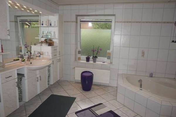 Immobilie in Nordhastedt - Großzügiges Einfamilienhaus in begehrter Sackgassenlage- Ruhe, Platz und Lebensqualität - Bild 4
