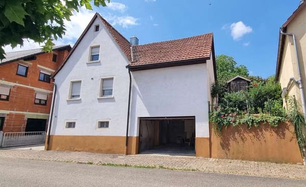 Immobilie in Kraichtal - Wohnen mit Charakter: Einfamilienhaus in Kraichtal - Bild 1