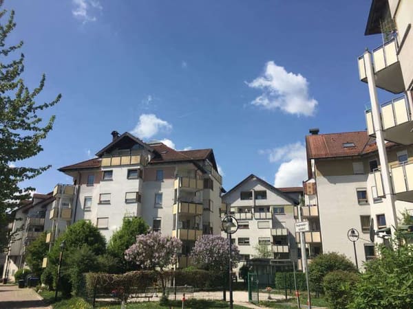 Immobilie in Weil der Stadt - Renovierungsbedürftige 2-Zimmerwohnung in größerer Wohnanlage - Bild 1