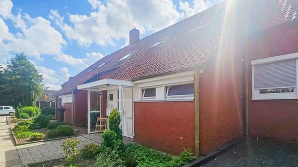 Immobilie in Sulingen - Reihenmittelaus in Sulingen mit Garage und Carport zu verkaufen! - Bild 1