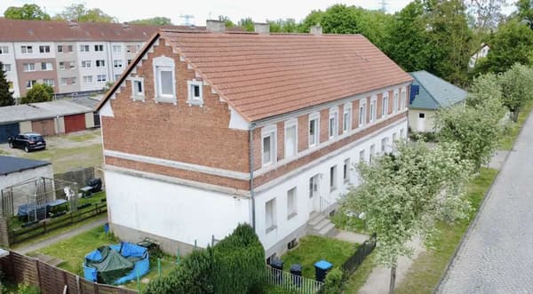 Immobilie in Perleberg - Werthaltige Kapitalanlage mit Entwicklungspotenzial in gefragter Wohnlage der Rolandstadt Perleberg
 - Bild 2