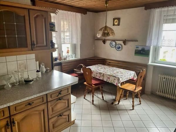 Immobilie in Penig - Großzügiges Einfamilienhaus mit Terrasse, Garten und viel Potenzial in Langenleuba-Oberhain! - Bild 3