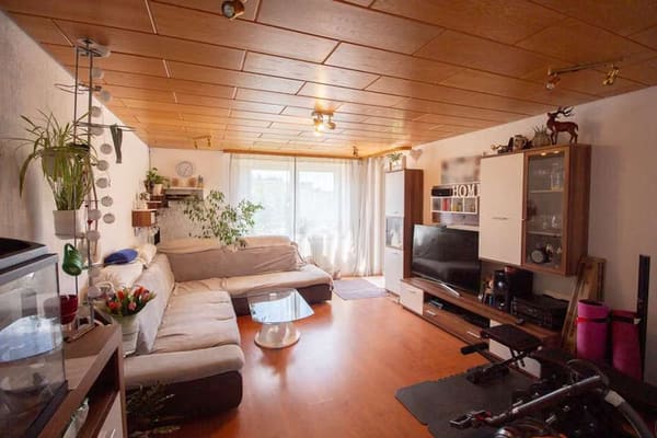 Immobilie in Pfullendorf - 3-Zimmer-Eigentumswohnung mit Balkon, Einbauküche und Außenstellplatz - Bild 1