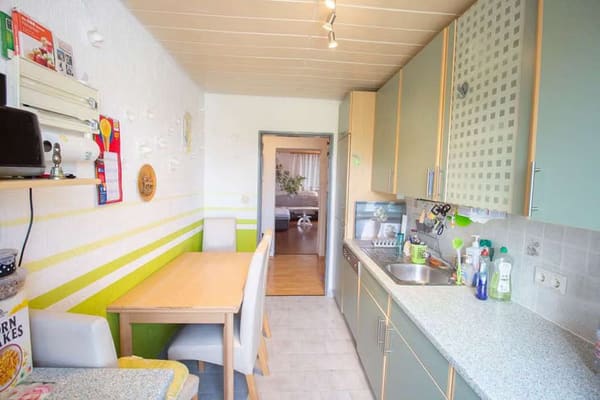Immobilie in Pfullendorf - 3-Zimmer-Eigentumswohnung mit Balkon, Einbauküche und Außenstellplatz - Bild 4