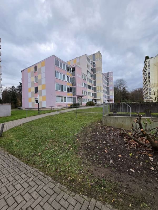 Immobilie in Umkirch - Wohnkomfort mit Aussicht – Helle 3-Zimmer-Wohnung mit Balkon - Bild 1