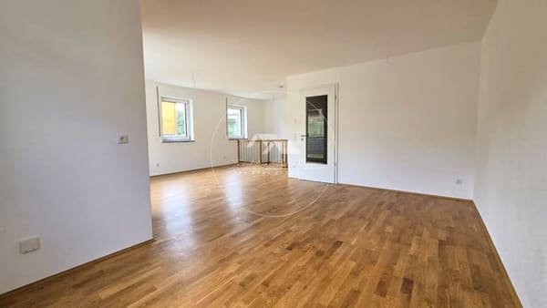 Immobilie in Kallmünz - Exklusive 4-Zimmer-Neubauwohnung mit Hobbyraum, Büro, Terrasse & KfW-40-Standard - Erstbezug zum Kauf - PROVISIONSFREI! - Bild 2