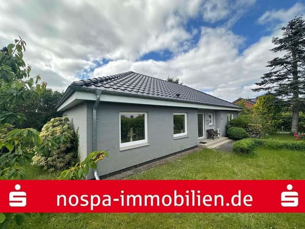Immobilie in Enge-Sande - Modernisierte Gewerke und ebenerdiges Wohnen unter einem Dach vereint - Bild 0
