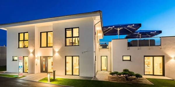 Immobilie in Bergrheinfeld - Zeitlose Familienvilla mit großzügigem Wohnkomfort: City Villa 1 - Bild 1