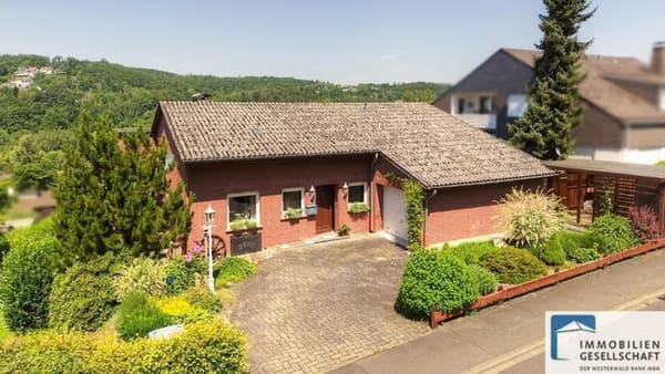 Immobilie in Betzdorf - Einfamilienhaus freistehend in Betzdorf - Bild 0