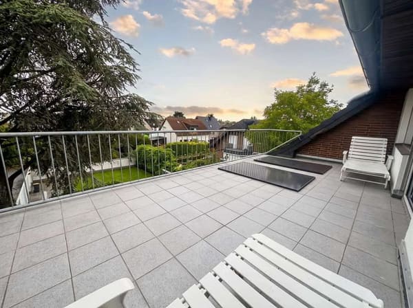 Immobilie in Niederkassel - Großzügiger Familientraum mit Dachterrasse, Garten, Garage & 6 Zimmern in Niederkassel - Bild 3