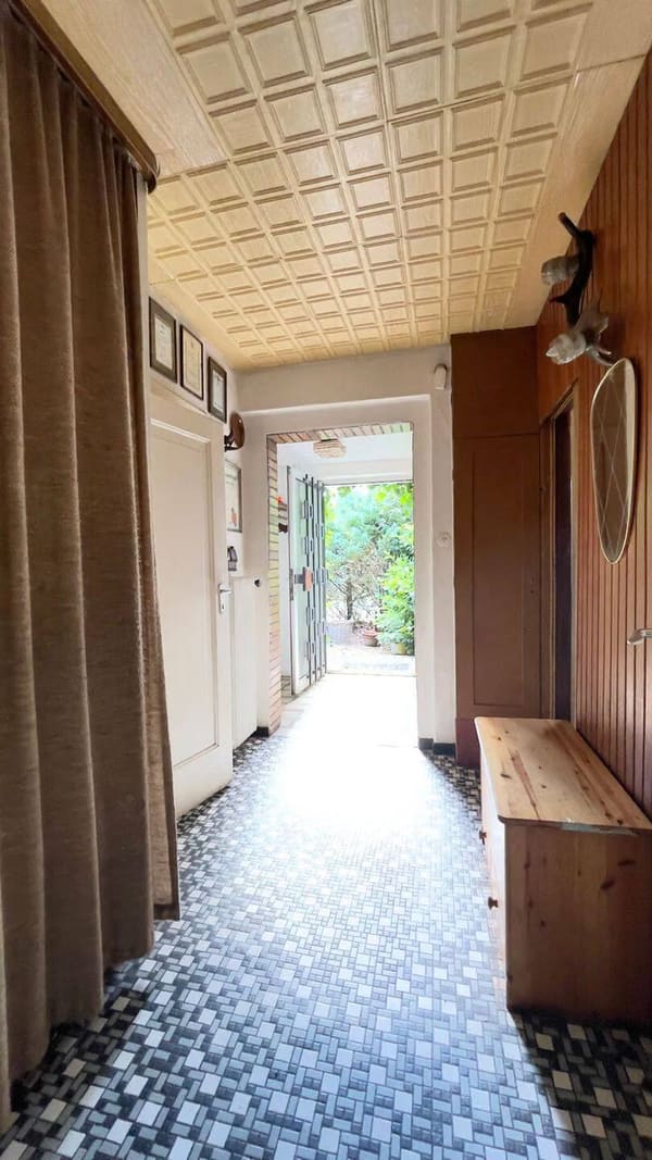 Immobilie in Rickling - Solides Handwerk der 60iger/70iger, für Handwerker/Firmen, Sanierung/Renovierung ca. 137 m² Wfl inkl. Wintergarten auf 1134 m² Grund - Bild 2
