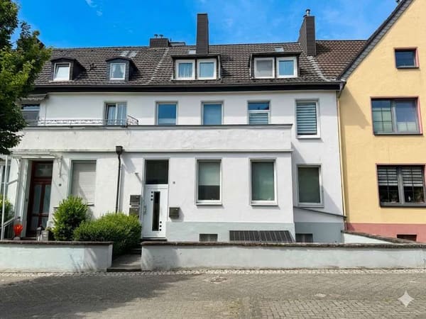 Immobilie in Jülich - Stadthaus mit 3 Wohneinheiten - Bild 0