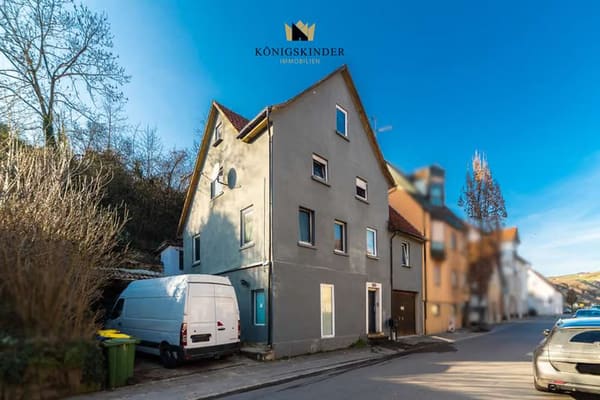 Immobilie in Hessigheim - Vermietetes 3-Familienhaus in Hessigheim–solider Cashflow trifft Entwicklungspotenzial, zzgl.Stellpl - Bild 1