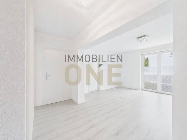 Immobilie in Schierling - Sonnige 2-Zimmerwohnung mit Südbalkon und Stellplatz - Bild 1