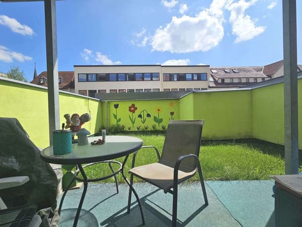 Immobilie in Tuttlingen - Tuttlingen: Seltene Doppelchance für Kapitalanleger: 2 x 2 - Zi - Whg. mit Terr. /Balk.+ Doppelgar. - Bild 3