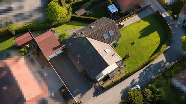 Immobilie in Weinheim - Familientraum & Investment: Großzügiges Haus mit ELW, Bebauungspotential & Gewölbekeller - Bild 4