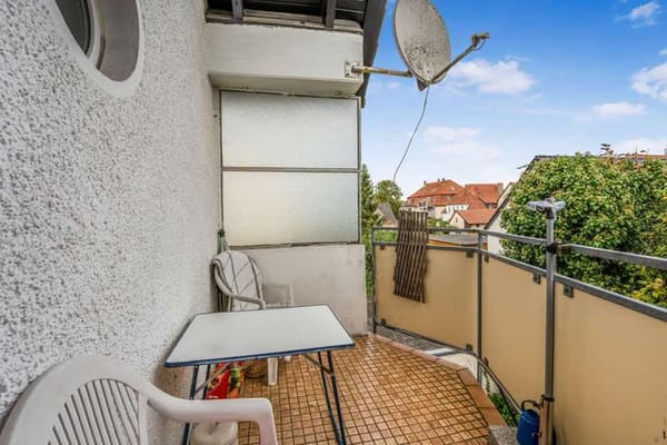 Immobilie in Gehrden - Gepflegtes Mehrfamilienhaus mit 4 Wohneinheiten und 4 Garagen | teilbar nach WEG - Bild 2