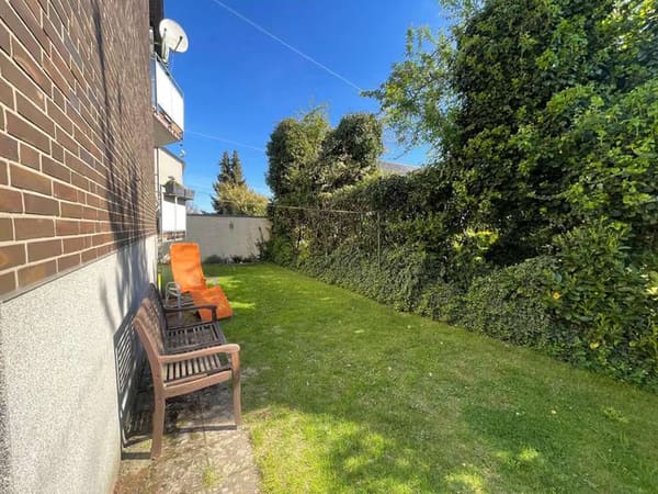 Immobilie in Gehrden - Gepflegtes Mehrfamilienhaus mit 4 Wohneinheiten und 4 Garagen | teilbar nach WEG - Bild 3