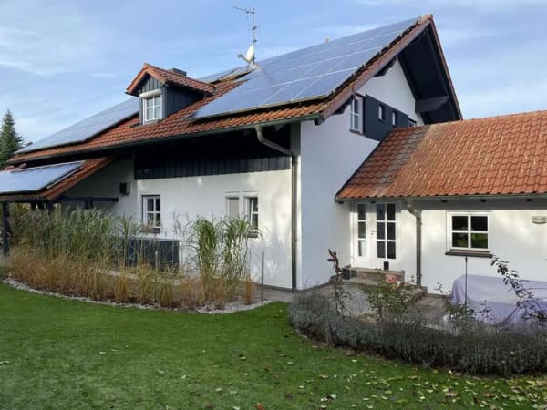 Immobilie in Hebertsfelden - Viel Platz für Ihre Pläne: Einfamilienhaus in Hebertsfelden - Bild 1