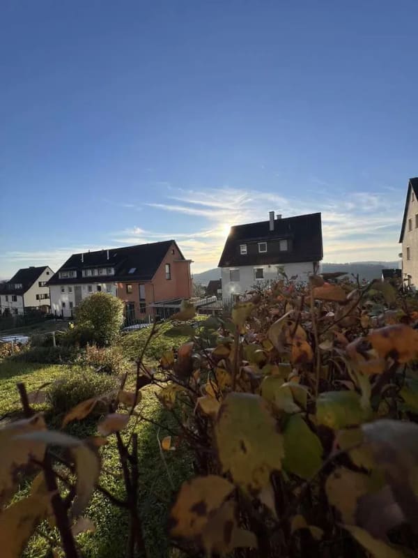 Immobilie in Plochingen - Vielseitiges 3-Familienhaus mit Aussicht und 2 Garagen - Bild 2
