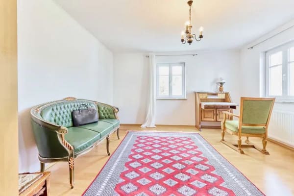 Immobilie in Rott - Familienhaus in Rott mit Einliegerwohnung, Garten und Wintergarten - Bild 2