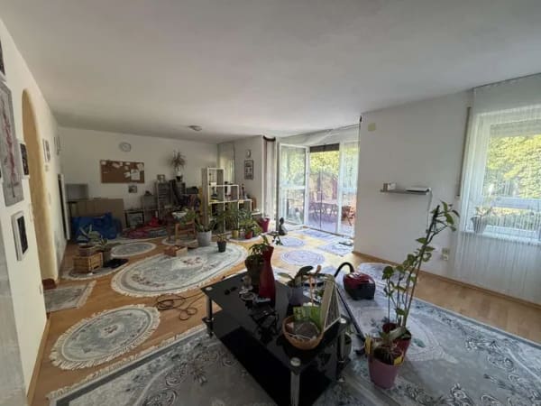 Immobilie in Dietersheim - Gepflegte Doppelhaushälfte mit Garten, Doppelgarage und ausgebautem Dachgeschoss - Bild 0