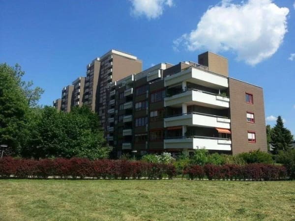 Immobilie in Weinstadt - Investieren Sie in Sachwert in Weinstadt-Endersbach
3,5 Zimmerwohnung mit Tiefgaragenstellplatz - Bild 0