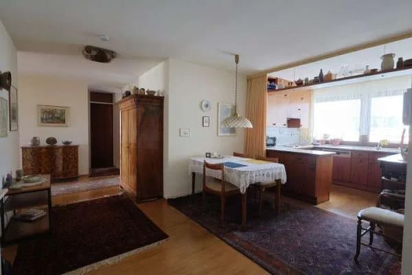 Immobilie in Schönaich - Lichtdurchflutete 3,5-Zimmer-Wohnung in ruhiger Lage mit sonniger Loggia mit Fernblick und Garage - Bild 3