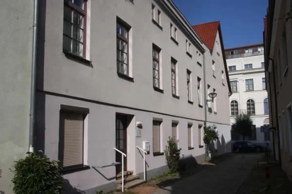 Immobilie in Rostock - Charmantes Renditeobjekt 
im der Rostocker Altstadt (Denkmalbereich)
für teilweise Selbstnutzung - Bild 2