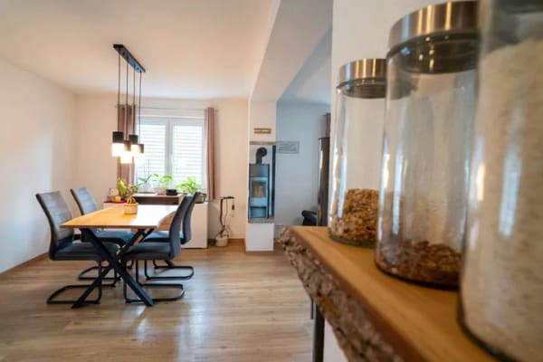 Immobilie in Friesenheim - Kapitalanlage oder Eigennutzertraum: 3-Familienhaus mit modernen Wohnungen und Entwicklungspotential - Bild 1