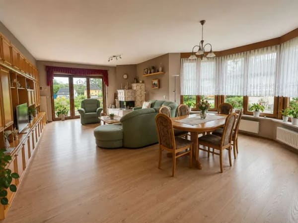 Immobilie in Amtsberg - *RESERVIERT* - über 220 m² - mit Einliegerwohnung und ausgebautem Keller in Dittersdorf - Bild 3