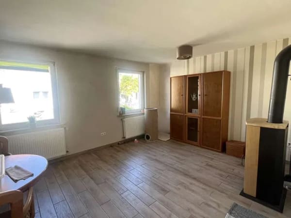 Immobilie in Altrip - Modern saniertes Haus mit Garage, Klimaanlage und Garten zum Sparpreis - Bild 1
