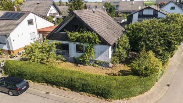 Immobilie in Rohrbach - Freistehendes Sanierungsobjekt mit viel Potenzial in Rohrbach! - Bild 0