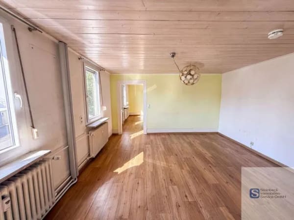 Immobilie in Meßkirch - Preis trifft Potenzial – 3 Wohnungen, Gaststätte und Reihenhaus in zentraler Lage von Meßkirch - Bild 3