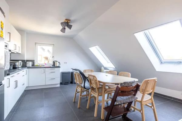 Immobilie in Kahl am Main - Kahl am Main: Bezugsfreie, helle 4-Zimmer-Dachgeschoss-Wohnung mit Dachterrasse und tollem Grundriss - Bild 4