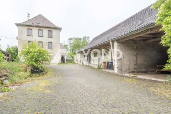 Immobilie in Rot am See - Historisches Anwesen mit denkmalgeschütztem Bauernhaus und vielseitigen Nebengebäuden - Bild 2