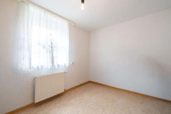 Immobilie in Schalkau - Großzügiges Einfamilienhaus mit schönem großem Garten in Schalkau! - Bild 3