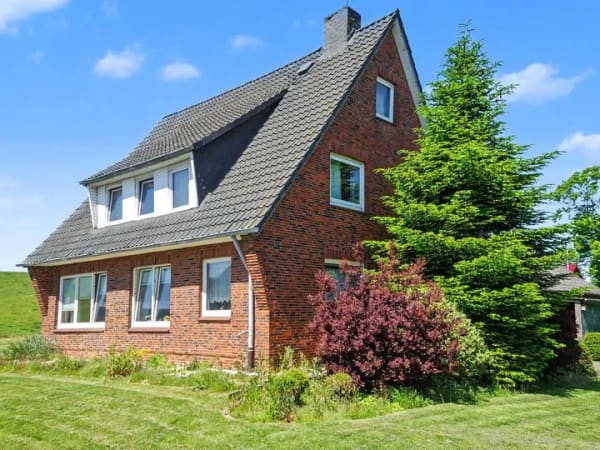 Immobilie in Sankt Margarethen - Einfamilienhaus mit Garage in St. Margarethen am Elbdeich - Bild 1