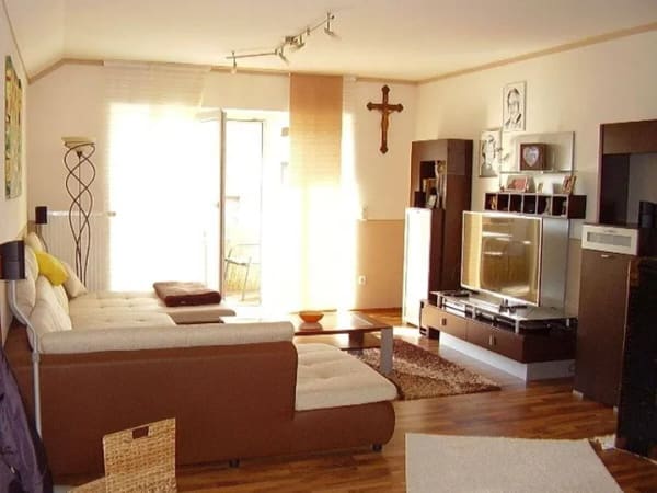 Immobilie in Hallstadt - HOCHWERTIGE-SCHICKE MAISONETTE- WOHNUNG IN KLEINER WOHNANLAGE!!! - Bild 2