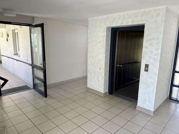 Immobilie in Herrenberg - 1,5-Zi.-Whg. / altersgerecht / gute Lage - Bild 2