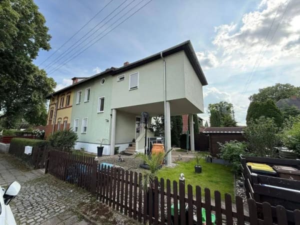 Immobilie in Merseburg - +++ Ein-/ Zweifamilienhaus mit möglicher Einliegerwohnung, oder Büro +++ - Bild 1